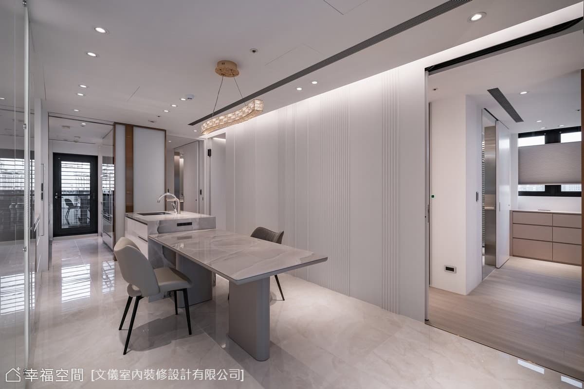 現代風餐廚中島設計