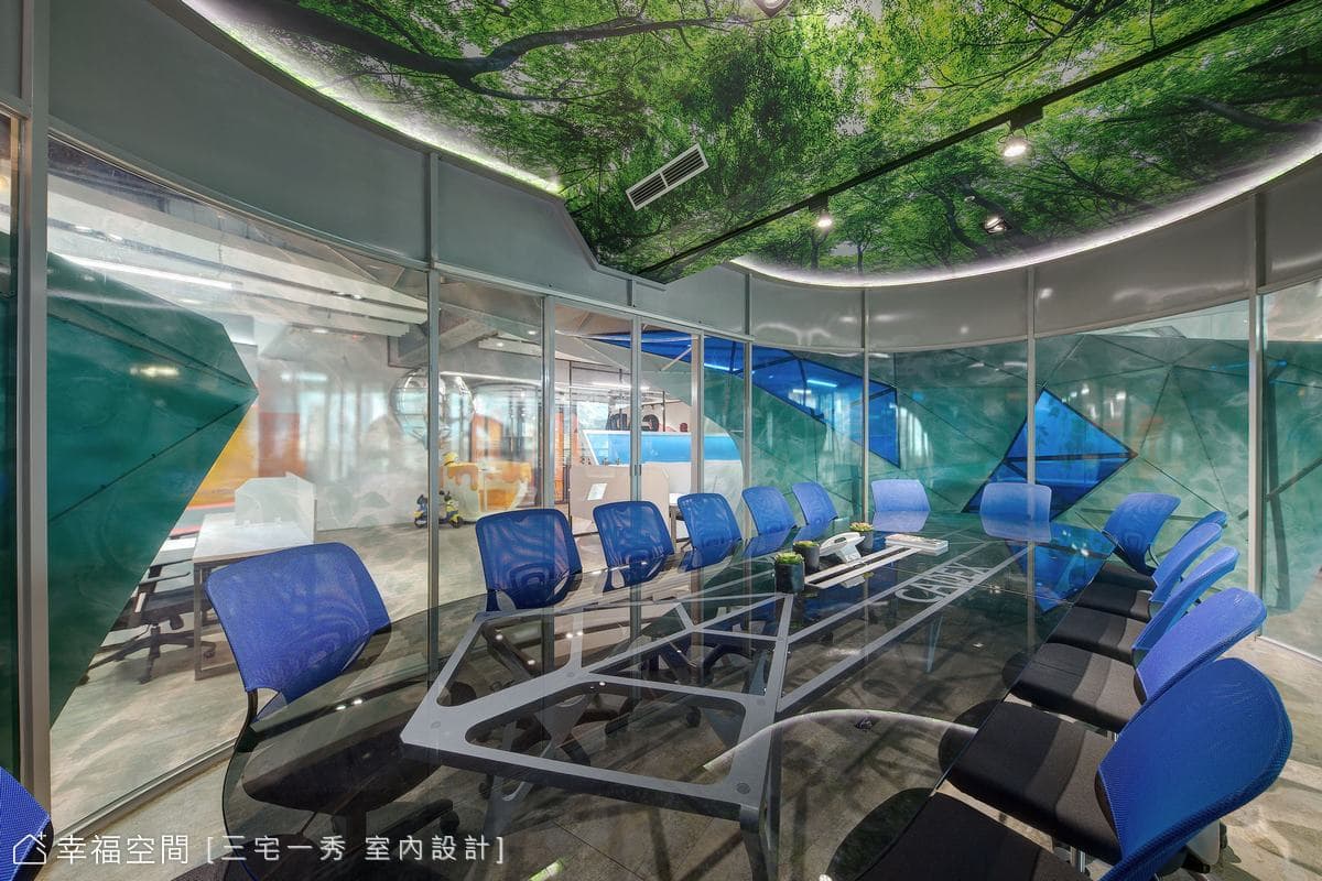 天馬行空創意 辦公空間變身歡樂影城