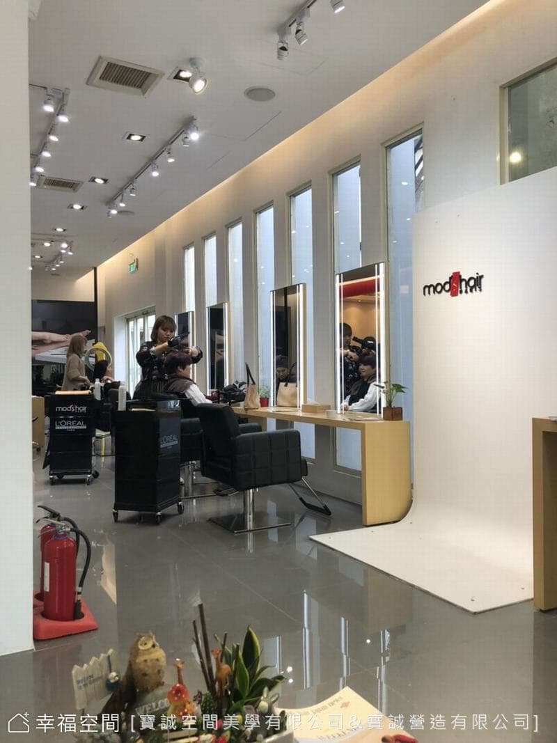 mods hair台中旗艦店