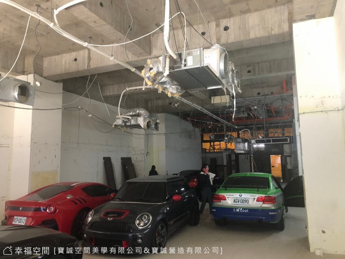 超跑展示廳