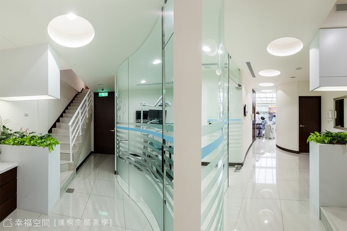 晴越牙醫│重塑明亮診療新感受│50坪