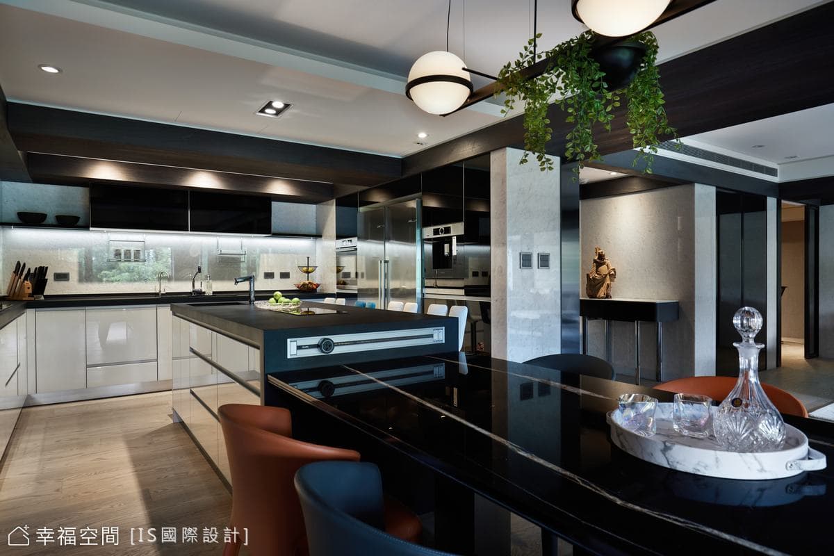 堅持與信任 42年老屋蛻變雋永好宅│現代風