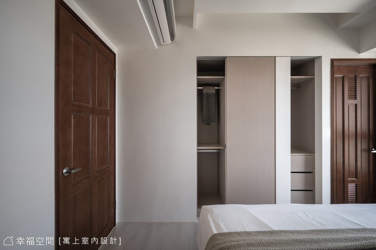 沉靜灰自然木現代北歐宅│26坪