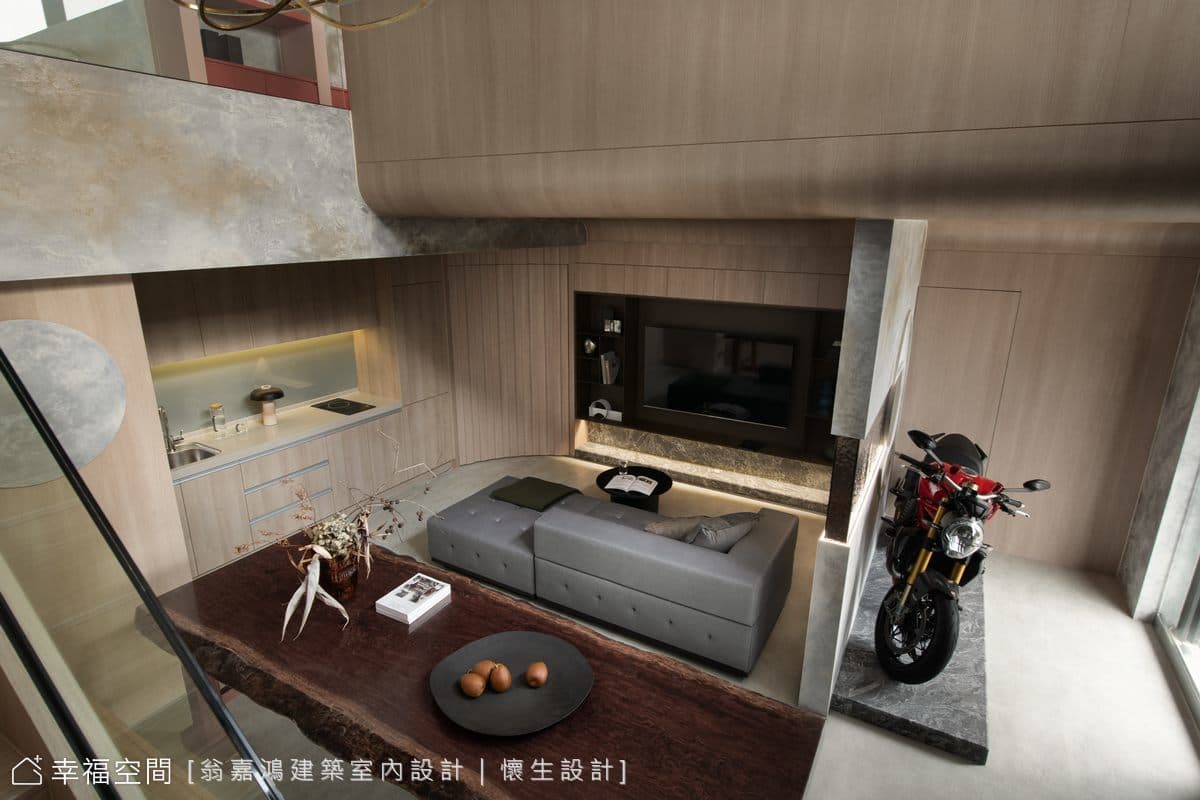 58.八里-路達交通有限公司辦公室-30坪-挑高空間