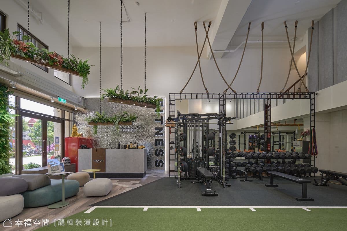 隱身於都市的叢林空間．REP健身工作室|工業風|40坪