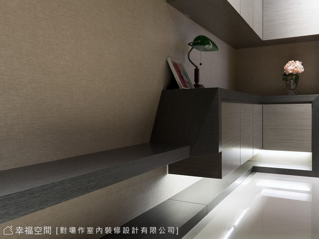 穿鞋椅