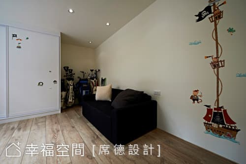 小孩房