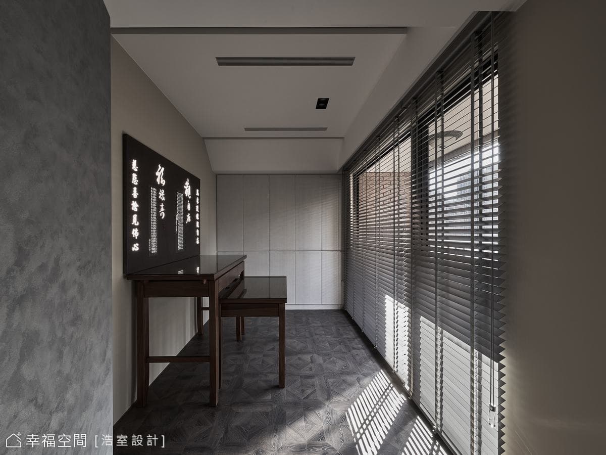 灰階時尚 描繪沉穩現代質感宅品味│80坪