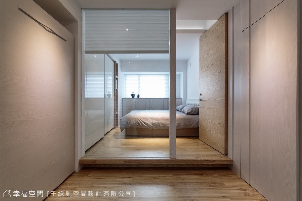 主臥房