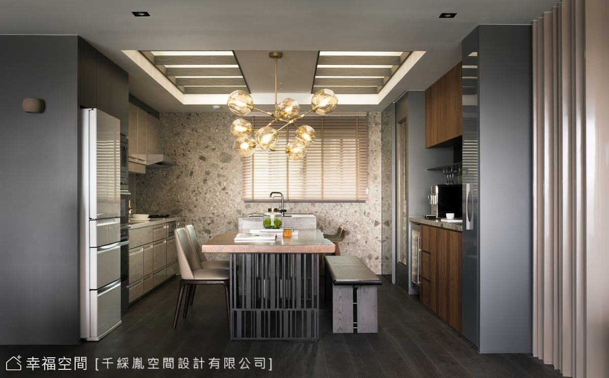 石英薄磚營造餐廚自然風格