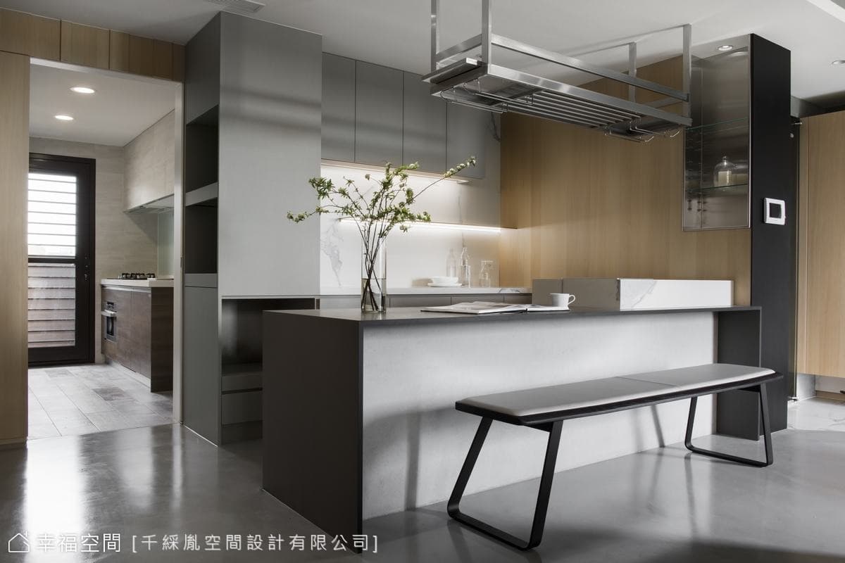 廚房彈性拉門設計