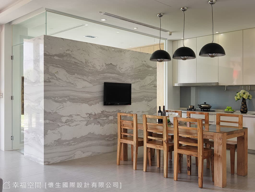 餐廳主牆
