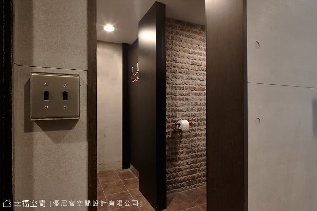 男女廁所