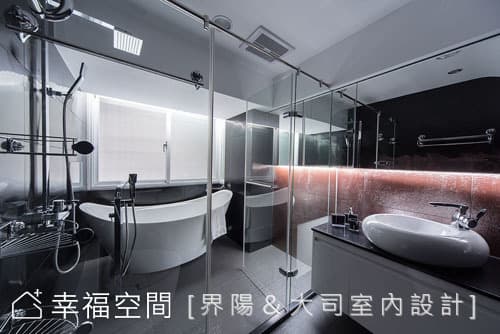 主臥衛浴