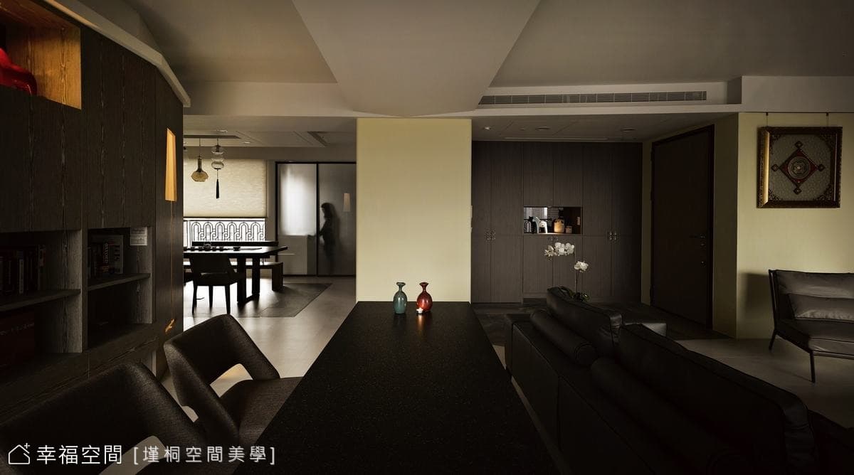歲月｜現代風｜55坪｜3房、2廳、3衛、1儲物間