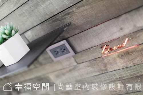 LED紀念日照明
