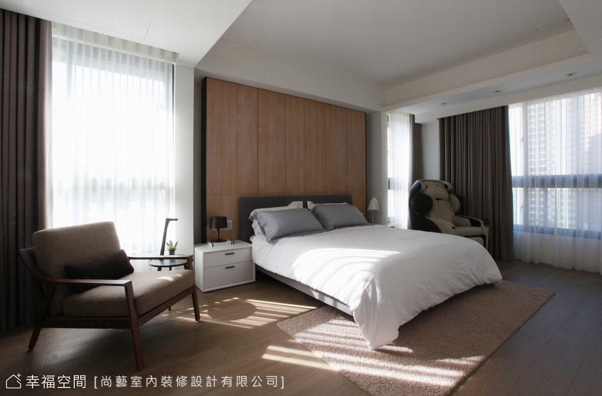 主臥房