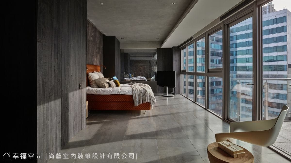 主臥房享有最漂亮的城市景觀