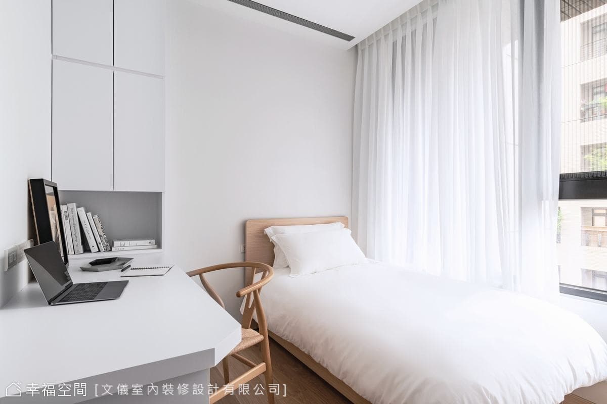 型。無色
