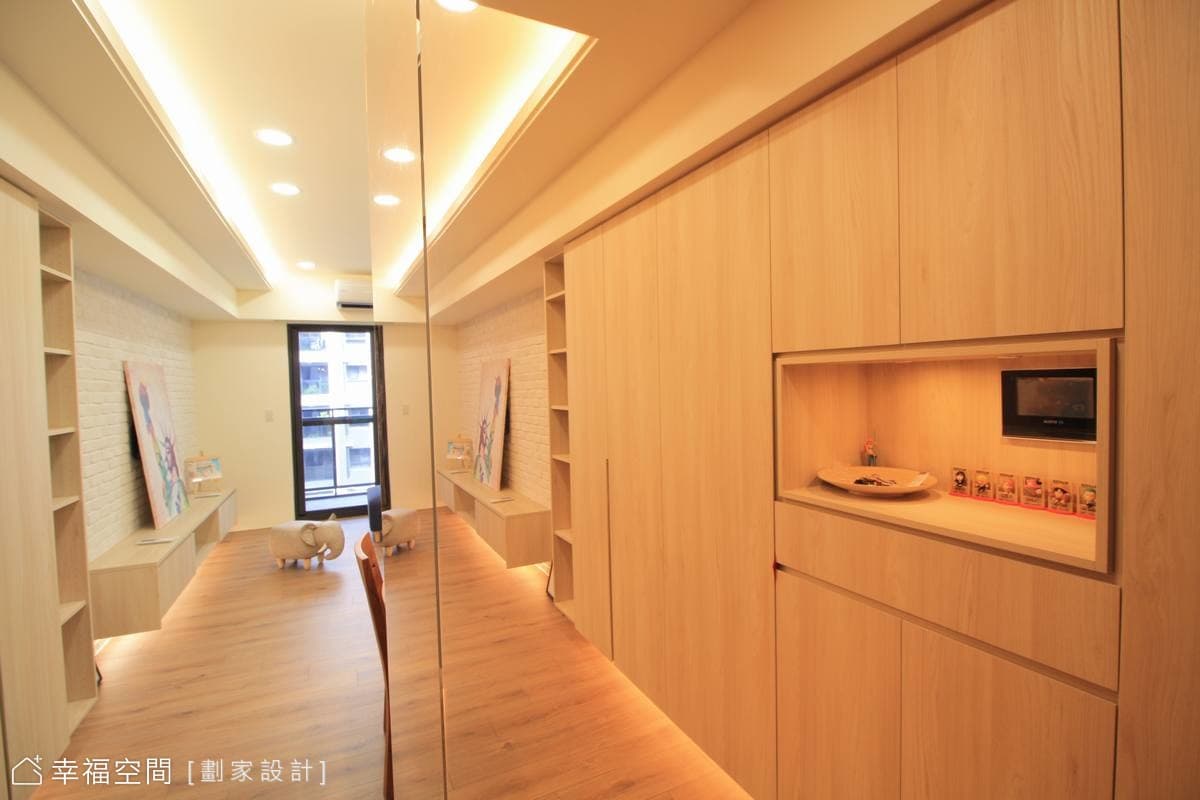 玄關鏡面