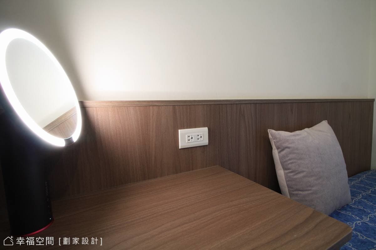 沉穩次臥