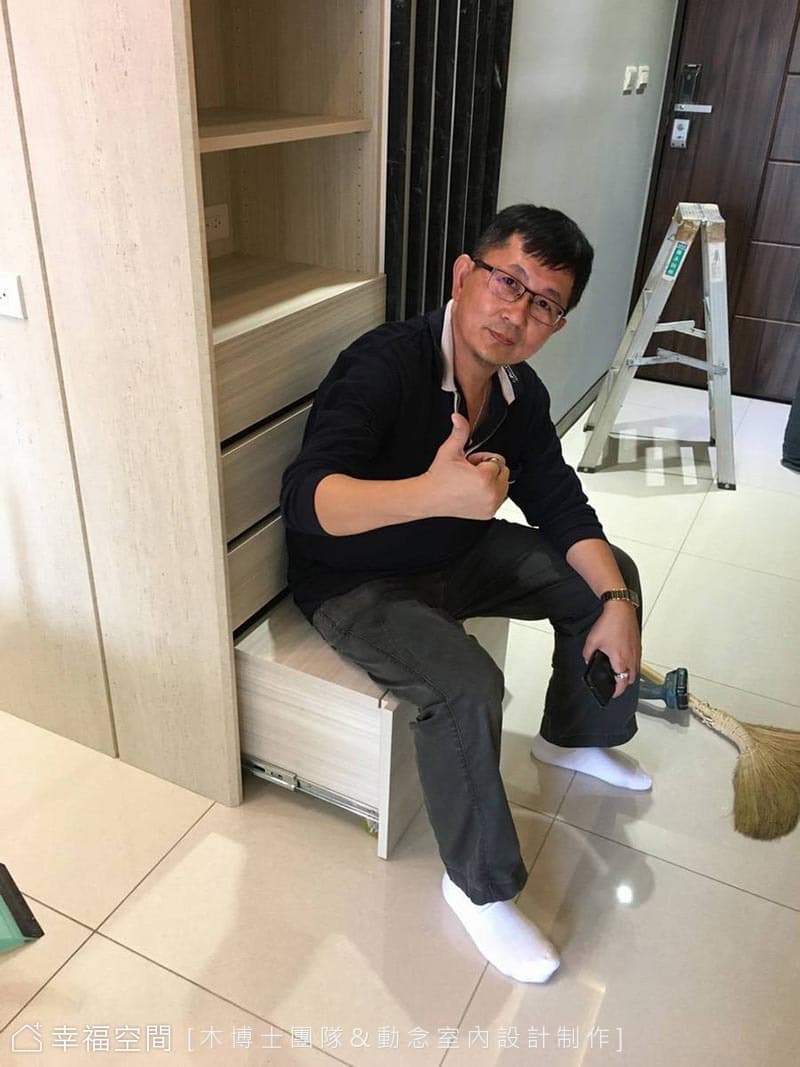 收納式坐鞋櫃